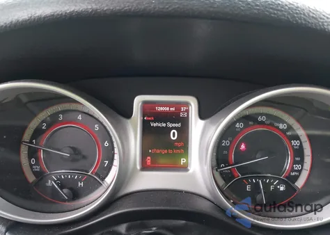 2015 Dodge Journey Sxt z USA, uszkodzony, nr VIN 3C4PDDBG2FT639996